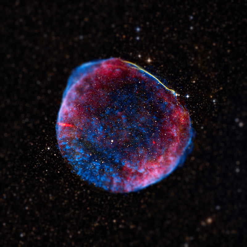 Illustration for article titled Beautiful tilt-shift photos turn the Universe into precious jewels
